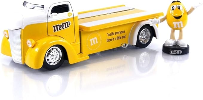 Yellow M&M's 5.25" Diecast Figurine "Metalfigs" Series by Jada