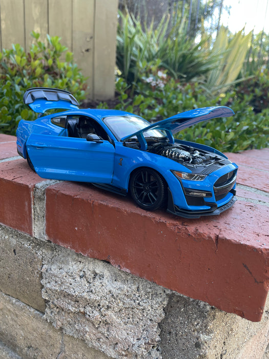 2020 Ford Mustang Shelby GT500 Light Blue "Special Edition" 1/18 Diecast Model Car by Maisto