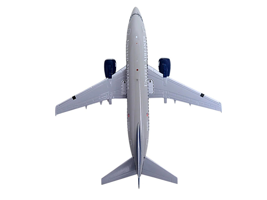 Boeing 737-500 Commercial Aircraft "United Airlines - Classic 737 Series" (N936UA) Gray with Blue Tail "Gemini 200" Series 1/200 Diecast Model Airplane by GeminiJets