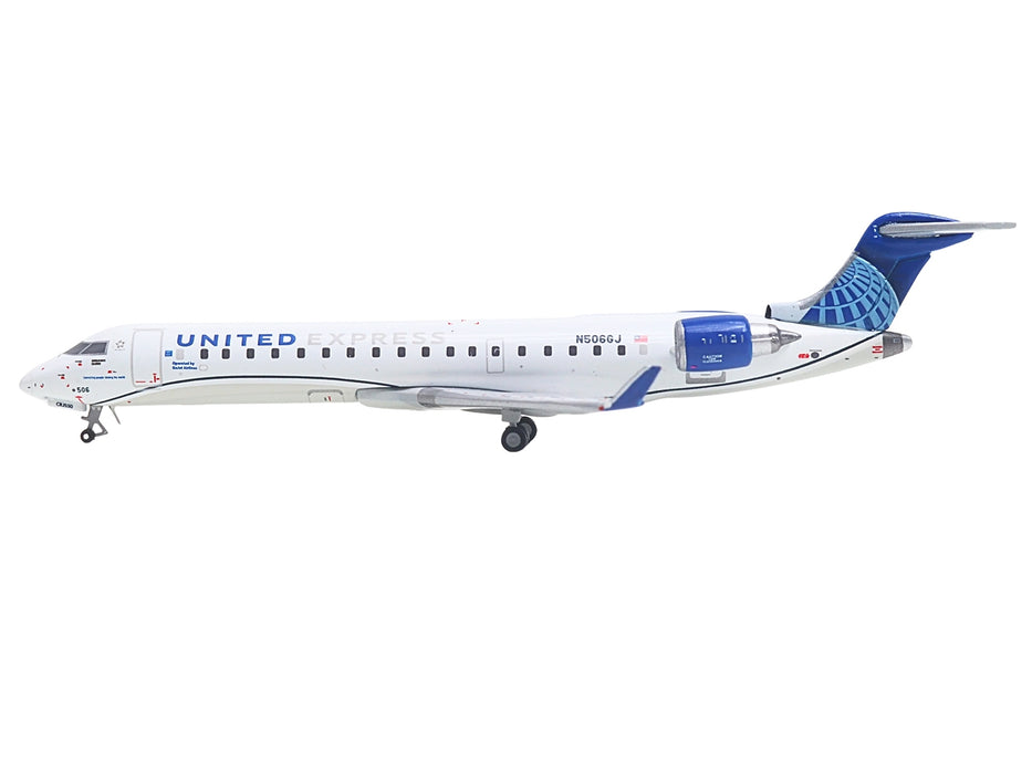 Bombardier CRJ550 Commercial Aircraft "United Express" (N506GJ) White with Blue Tail 1/400 Diecast Model Airplane by GeminiJets