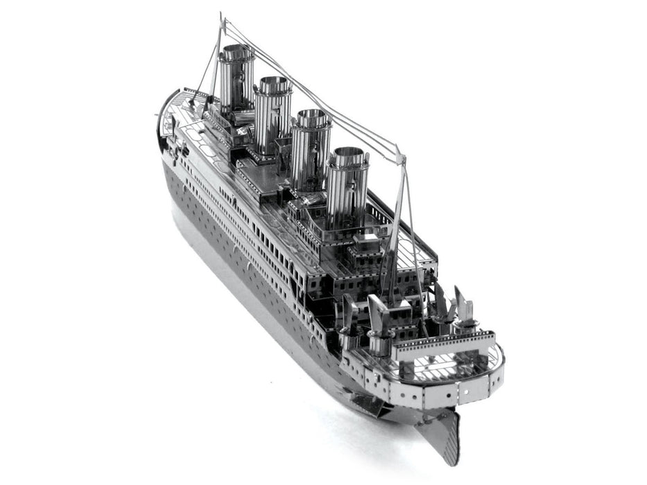 Model Kit Titanic Ship (Moderate Difficulty) Steel Model by Metal Earth