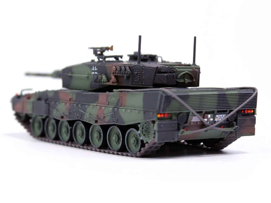 Leopard 2A4 Main Battle Tank "Bundeswehr 361st Panzer Battalion Certain Challenge West Germany" (1988) West German Army "Armor Premium" Series 1/72 Diecast Model by Panzerkampf