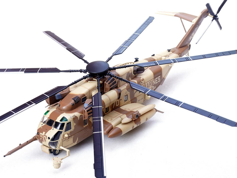 Sikorsky CH-53E Super Stallion Helicopter #70 "162493 HMH-466 Wolfpack The Infamous Nekkid Lady Operation Desert Shield/Storm" (1991) United States Marine Corps 1/72 Diecast Model by Panzerkampf