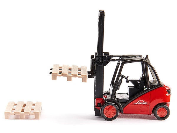 Linde Forklift Truck Red with 2 Pallet Accessories 1/50 Diecast Model by Siku - Miniature Motors