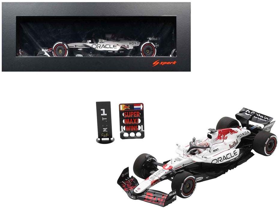 Red Bull Racing RB21 #1 Max Verstappen "Oracle Red Bull Racing" Winner Formula One F1 "Japanese GP" (2025) with Acrylic Display Case 1/18 Model Car by Spark