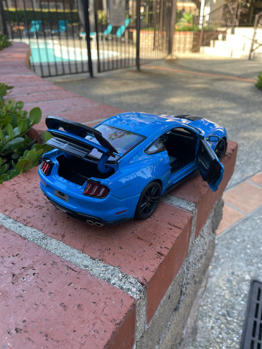 2020 Ford Mustang Shelby GT500 Light Blue "Special Edition" 1/18 Diecast Model Car by Maisto