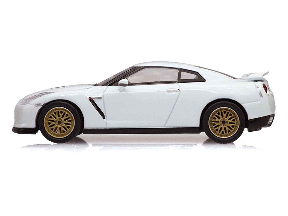 2007 Nissan GT-R (R35) Pearl White with Gold Wheels "Tokyo Torque" Series 10 1/64 Diecast Model Car by Greenlight