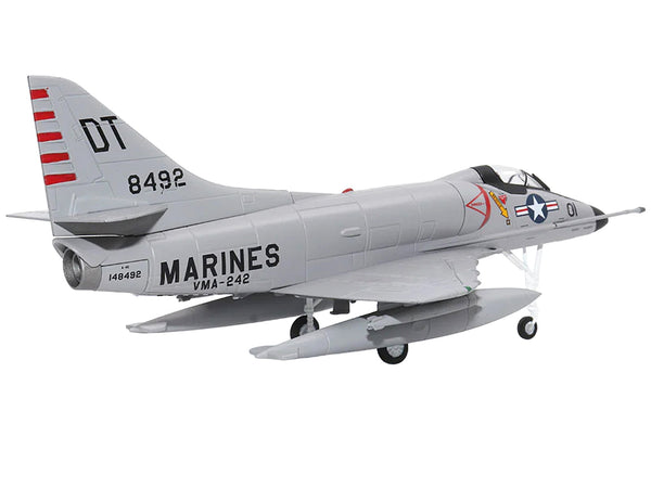 McDonnell Douglas A-4C Skyhawk Attack Aircraft "US Navy" 1/72 Diecast Model by Militaria Die Cast - Miniature Motors