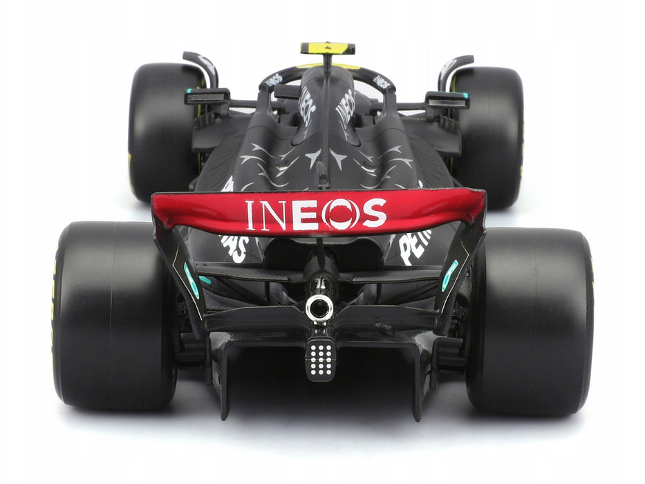 Mercedes-AMG F1 W14 E Performance #44 Lewis Hamilton "Petronas" Formula One F1 "World Championship" (2023) with Driver Figure "Race" Series 1/24 Diecast Model Car by Bburago