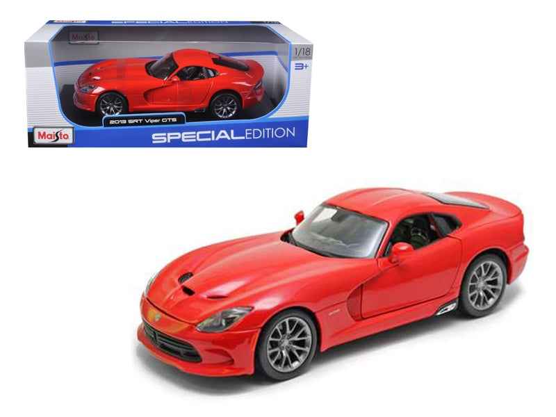 2013 Dodge Viper GTS SRT Red 1/18 Diecast  Model Car by Maisto
