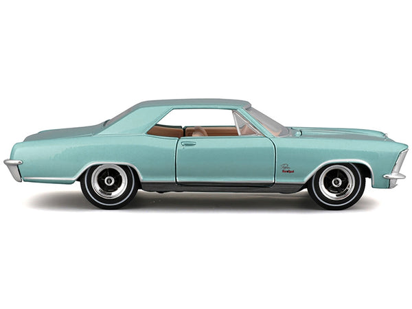 1965 Buick Riviera Gran Sport Light Blue Metallic "Special Edition" Series 1/26 Diecast Model Car by Maisto - Miniature Motors