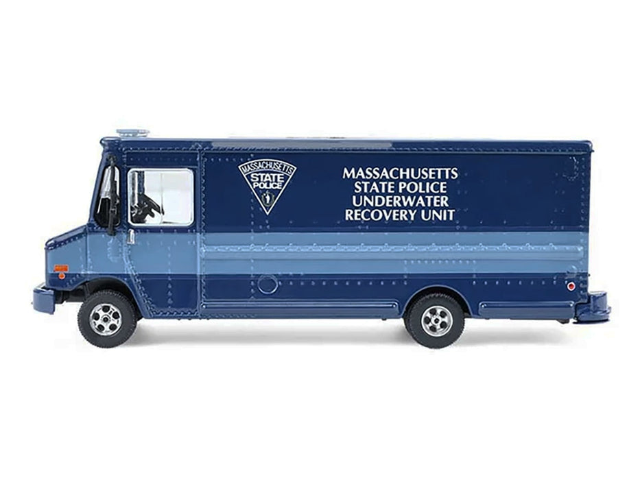 2019 Step Van "Massachusetts State Police Underwater Recovery Unit" Blue Two-Tone "H.D. Trucks" Series 26 1/64 Diecast Model Car by Greenlight