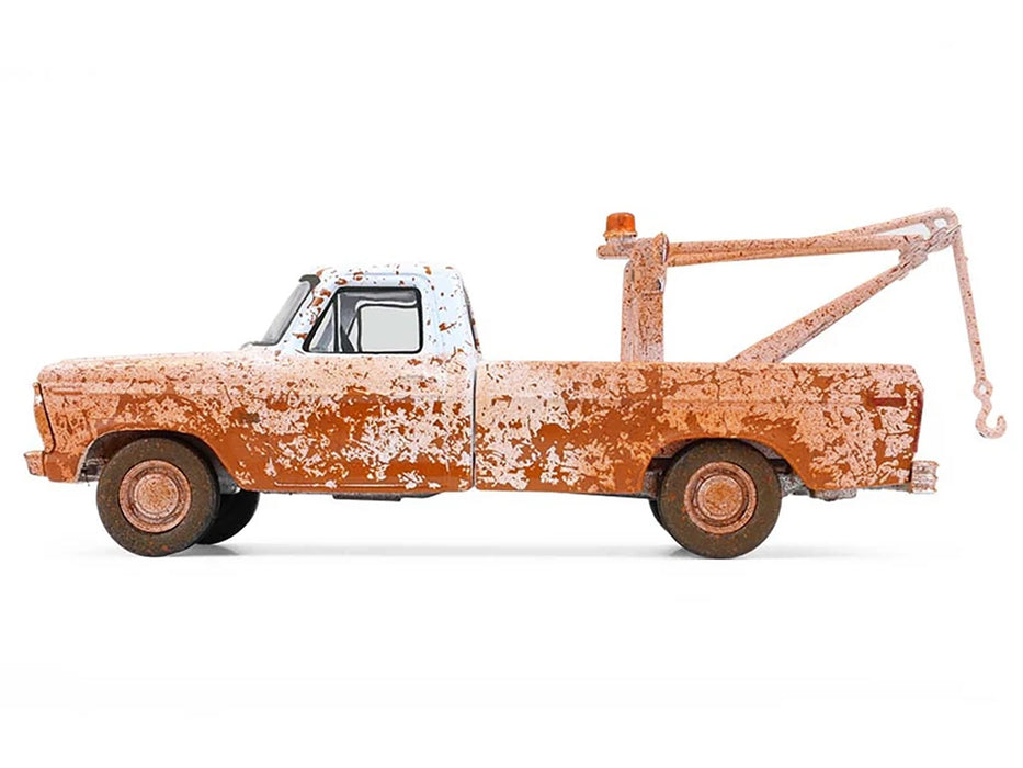 1973 Ford F-100 Tow Truck White (Weathered) "Blue Collar Collection" Series 14 1/64 Diecast Model Car by Greenlight