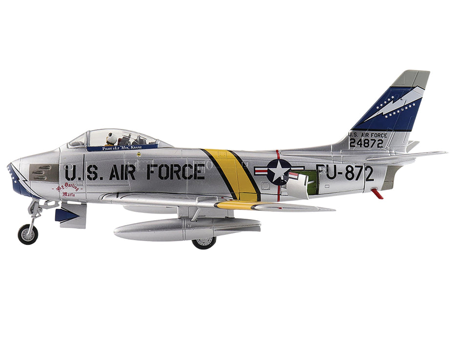North American F-86F Sabre Fighter Aircraft "24872 Gene Kranz My Darling Marta, 69th Fighter Bomber Squadron, EAA Aviation Museum" United States Air Force "Air Power Series" 1/72 Diecast Model by Hobby Master