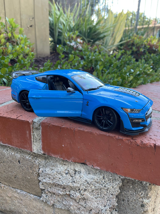 2020 Ford Mustang Shelby GT500 Light Blue "Special Edition" 1/18 Diecast Model Car by Maisto