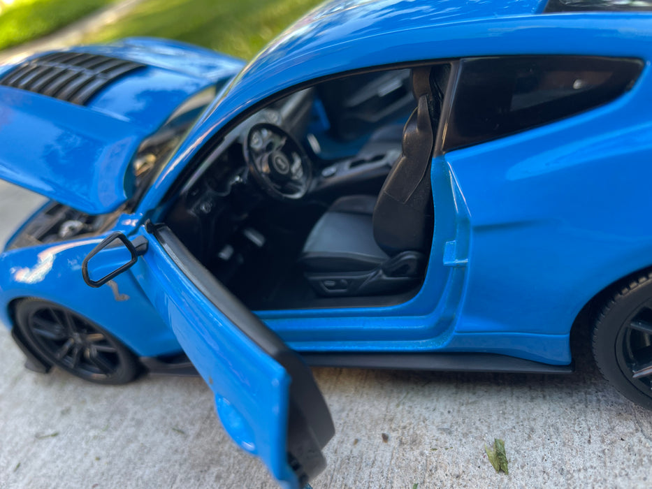 2020 Ford Mustang Shelby GT500 Light Blue "Special Edition" 1/18 Diecast Model Car by Maisto