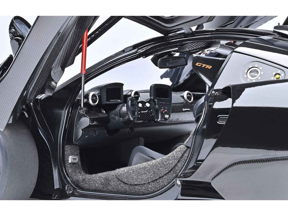 McLaren Senna GTR Onyx Black 1/18 Model Car by Autoart