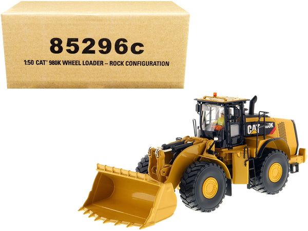 CAT Caterpillar 980K Wheel Loader Rock Configuration with Operator "Core Classics Series" 1/50 Diecast Model by Diecast Masters - Miniature Motors