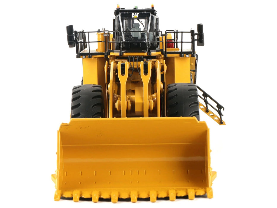 CAT Caterpillar 995 Wheel Loader Yellow "High Line Series" 1/50 Diecast Model by Diecast Masters