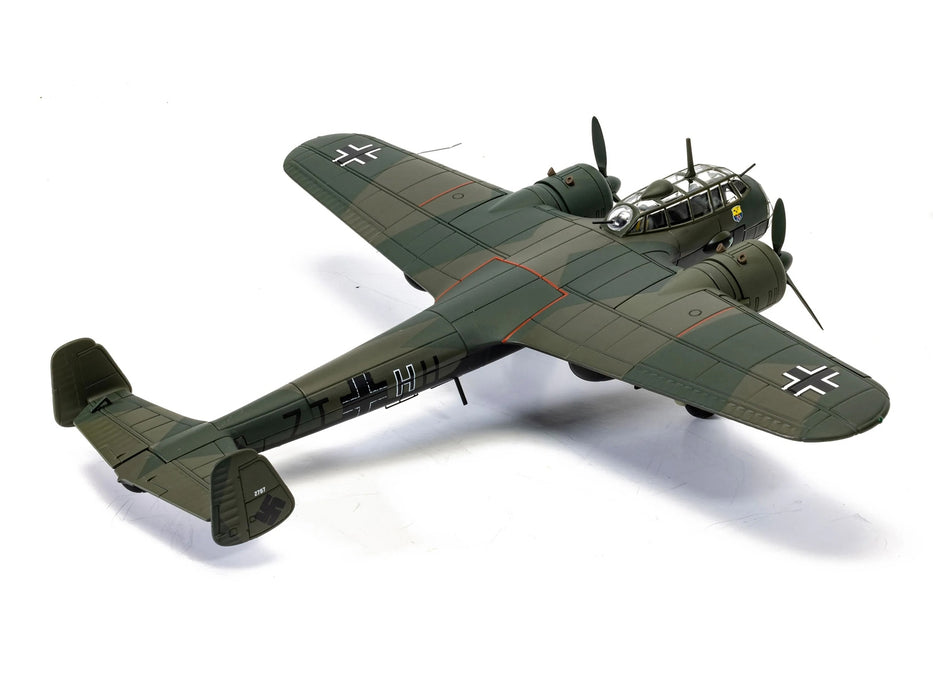 Dornier Do 17Z-5 Aircraft "7T+HH W.Nr.2787 KGR.606 Lannion France" (1940) German Luftwaffe "The Aviation Archive" Series 1/72 Diecast Model Car by Corgi