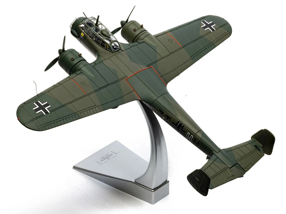 Dornier Do 17Z-5 Aircraft "7T+HH W.Nr.2787 KGR.606 Lannion France" (1940) German Luftwaffe "The Aviation Archive" Series 1/72 Diecast Model Car by Corgi
