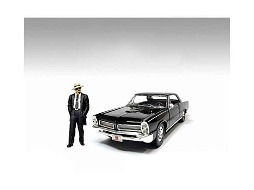 "Hanging Out 3" Figure #5 for 1/18 Scale Models by American Diorama