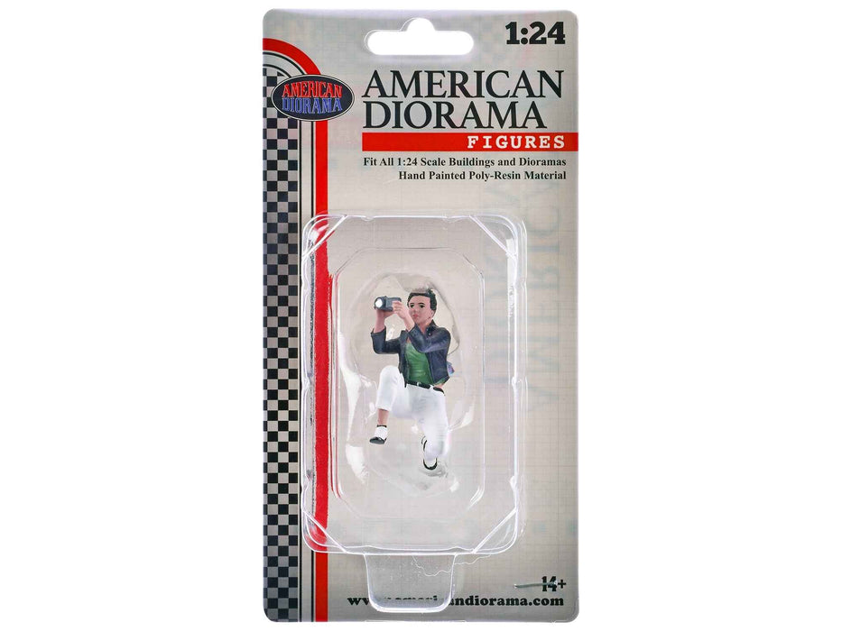 "Photographers" Figure #5 for 1/24 Scale Models by American Diorama