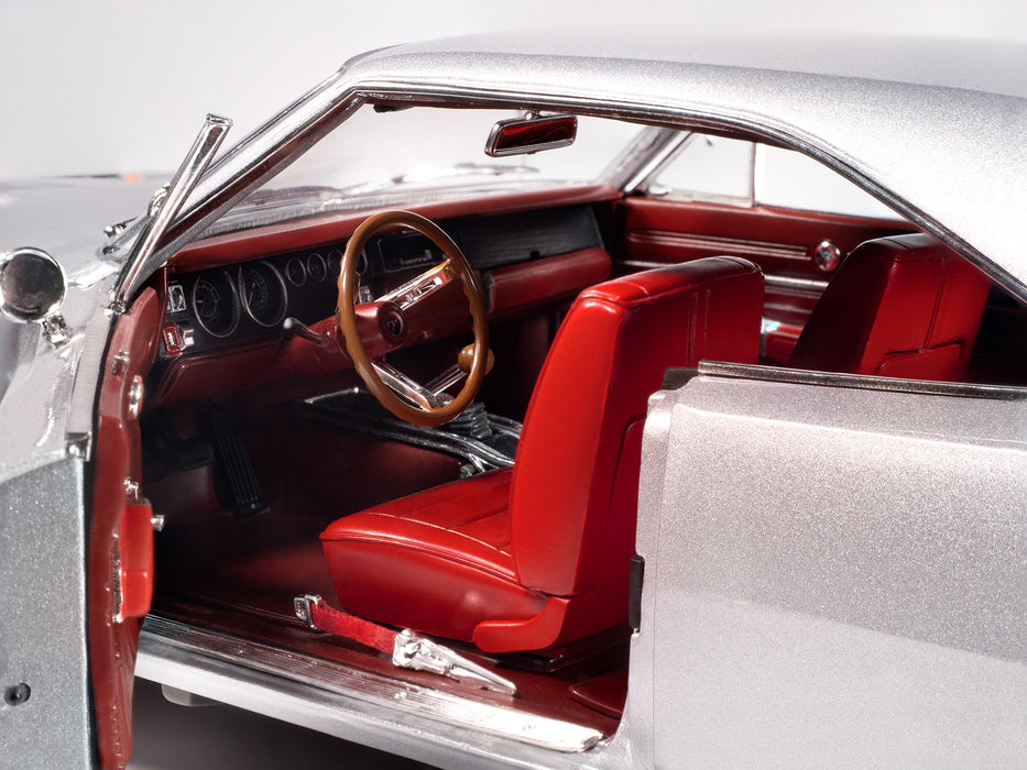 1968 Dodge Charger R/T "Muscle Car & Corvette Nationals" (MCACN) Silver Metallic with Red Interior "American Muscle" Series 1/18 Diecast Model Car by Auto World