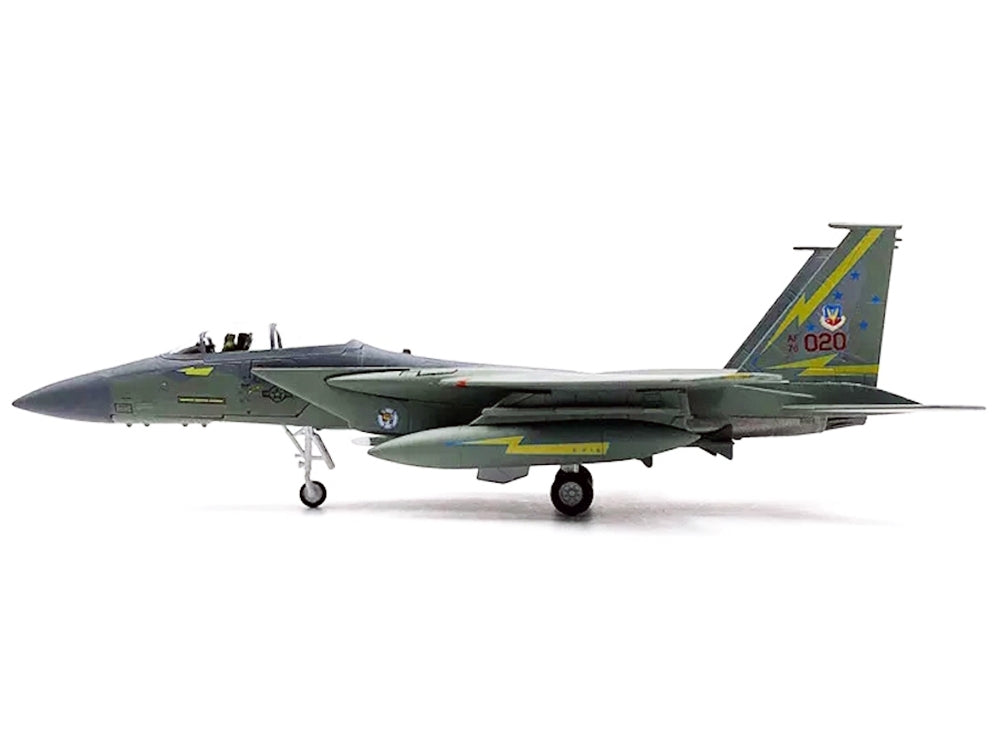 1:100 Scale Models