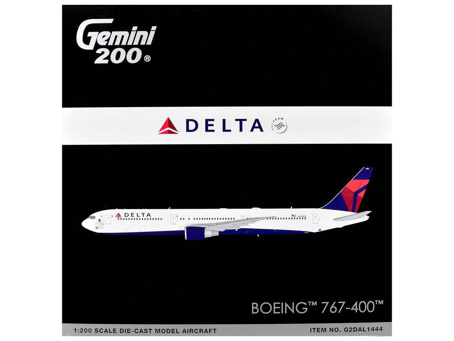 Boeing 767-400ER Commercial Aircraft "Delta Air Lines" (N482MH) White with Blue and Red Tail "Gemini 200" 1/200 Diecast Model Airplane by GeminiJets