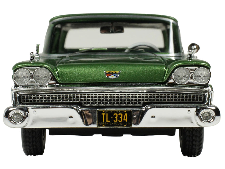 1959 Ford Country Squire Sherwood Green Metallic with Woodgrain Sides and Green Interior Limited Edition to 200 pieces Worldwide 1/43 Model Car by Goldvarg Collection
