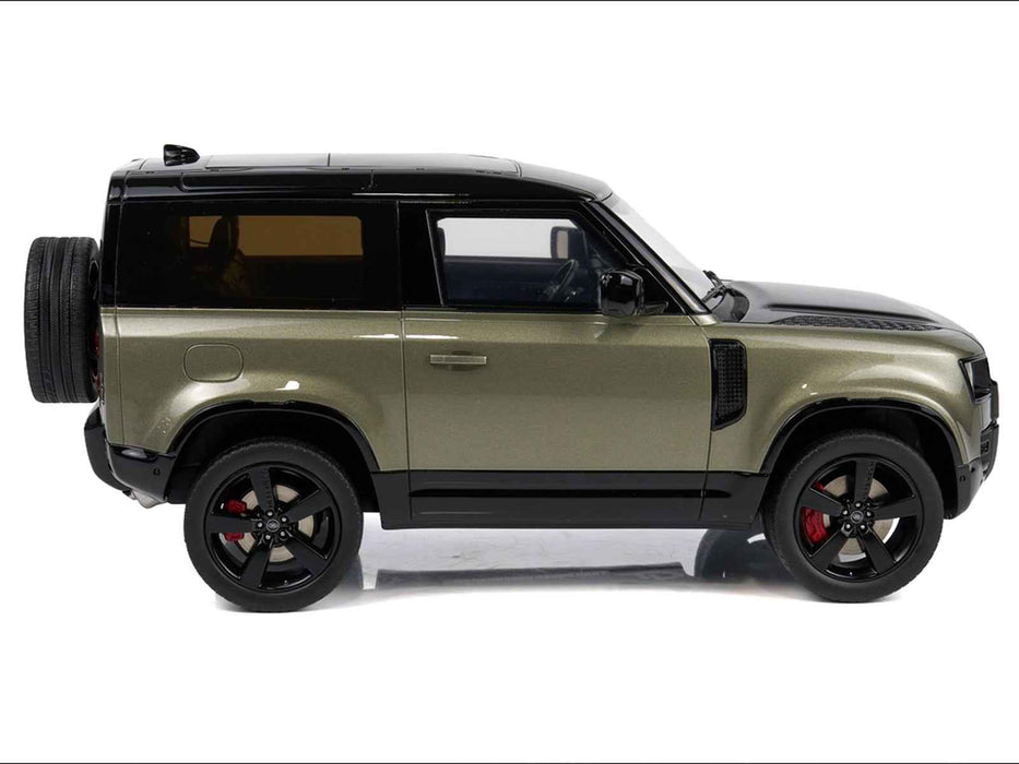 2021 Land Rover Defender 90 P400 X-Dynamic HSE Pangea Green Metallic 1/18 Model Car by GT Spirit