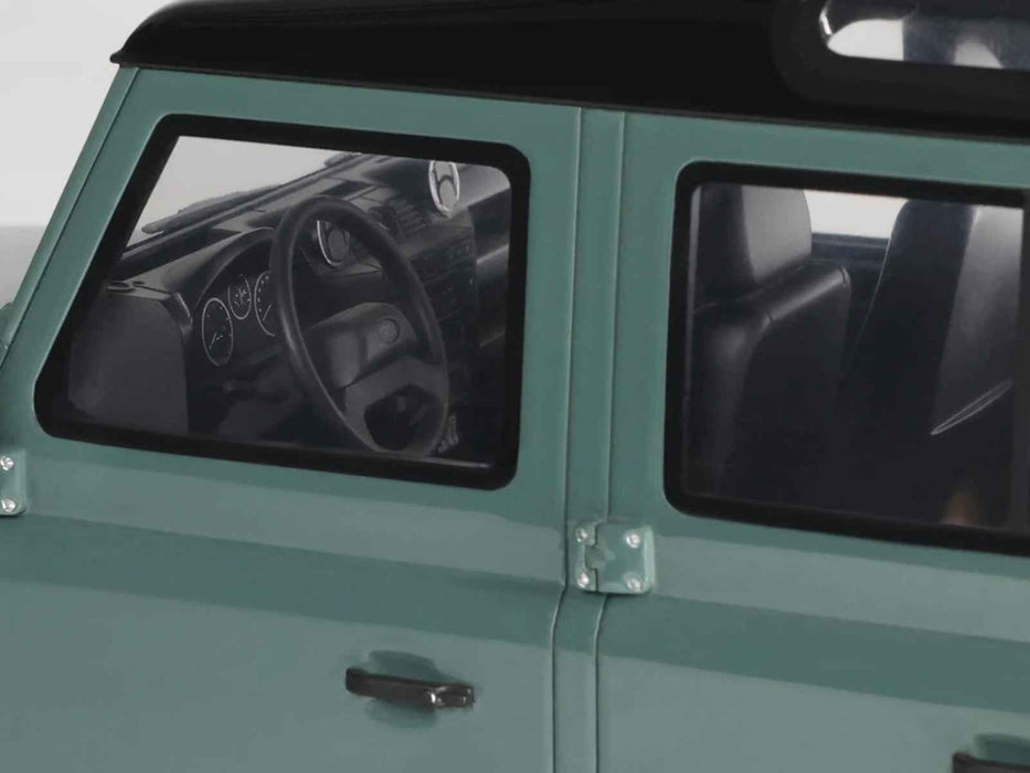 2016 Land Rover Defender 3 Station Wagon Green with Black Top 1/18 Model Car by GT Spirit