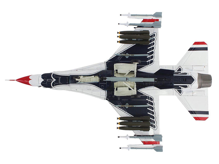 Lockheed F-16C Fighting Falcon Fighter Aircraft "No.10 Thunderbirds Warbird" United States Air Force "Air Power Series" 1/72 Diecast Model by Hobby Master