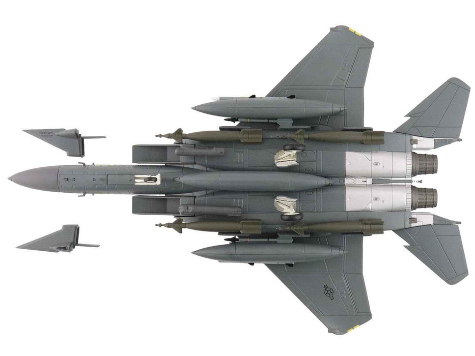 McDonnell Douglas F-15E Strike Eagle Fighter Aircraft "88-0705 90th Fighter Squadron Commanding Officer's Jet" (2005) United States Air Force "Air Power Series" 1/72 Diecast Model by Hobby Master