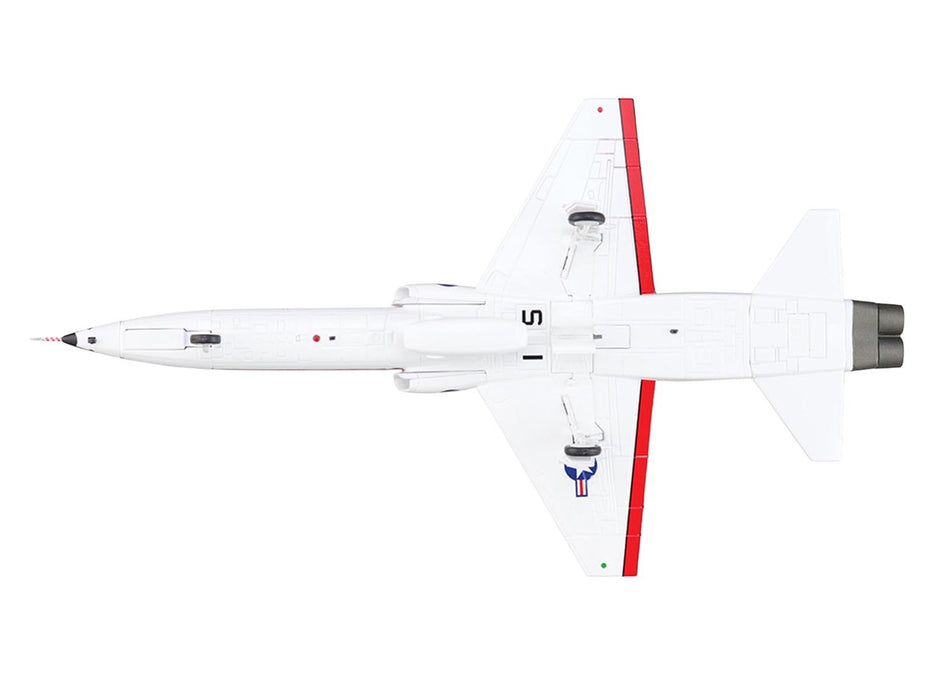 Northrop T-38A Talon Aircraft "61-0856 United States Naval Test Pilot School NAS Patuxent River NASA" (2005) United States Navy "Air Power Series" 1/72 Diecast Model by Hobby Master