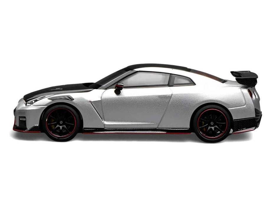 2022 Nissan GT-R Nismo (R35) RHD (Right Hand Drive) Ultimate Metal Silver Metallic with Carbon Hood and Top "Senior 64" Series 1/64 Diecast Model Car by MotorHelix