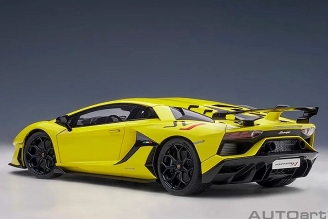 Lamborghini Aventador SVJ Giallo Tenerife / Pearl Yellow 1/18 Model Car by Autoart
