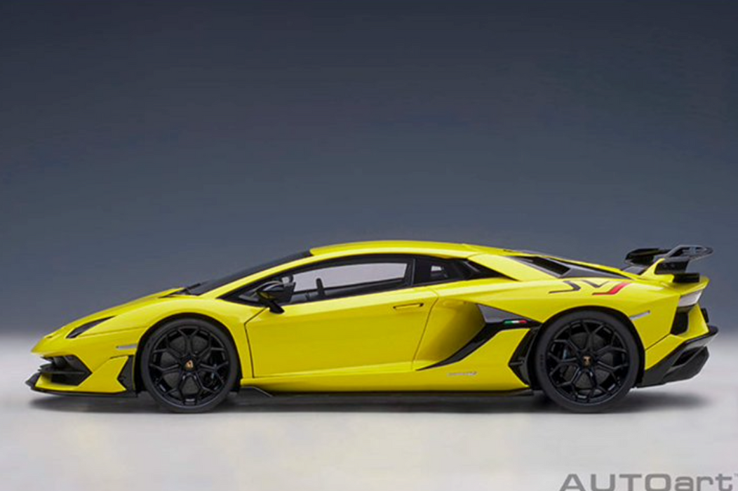 Lamborghini Aventador SVJ Giallo Tenerife / Pearl Yellow 1/18 Model Car by Autoart
