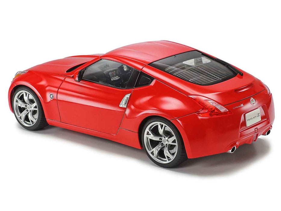 Model Kit Nissan 370Z (Fairlady Z) 1/24 Scale Model by Tamiya