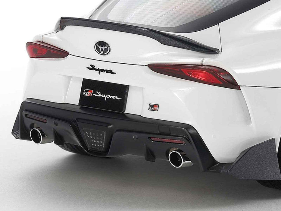 Model Kit Toyota GR Supra Custom 1/24 Scale Model by Tamiya