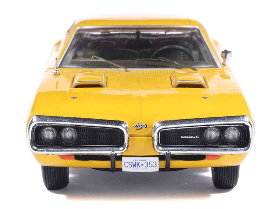 1970 Dodge Coronet Super Bee Yellow with Black Stripes 1/43 Diecast Model by IXO Models